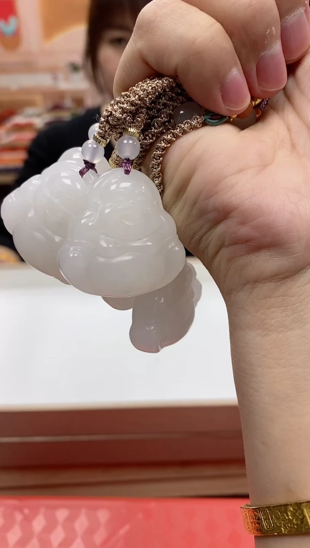 【闪购商品】石英质玉颈饰未镶嵌佛公