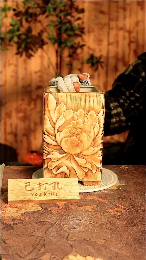 陶瓷1-473微瑕高度25口径13已打孔误差2