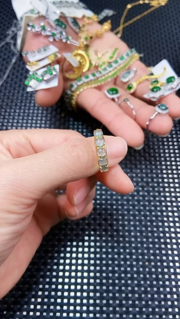 【闪购商品】翡翠戒指未镶嵌11111111