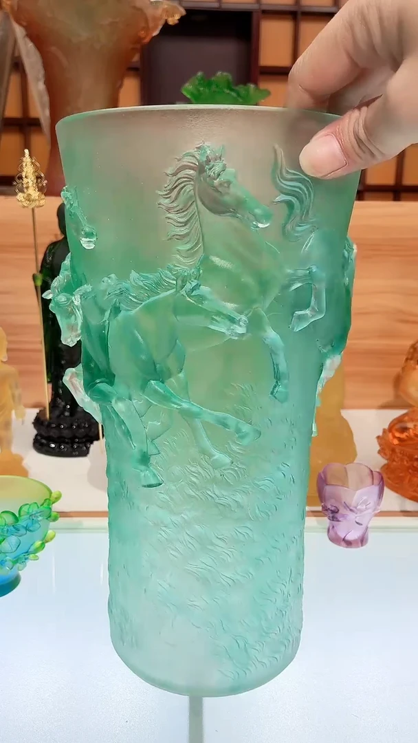 手工艺品琉璃天清色八骏图花瓶