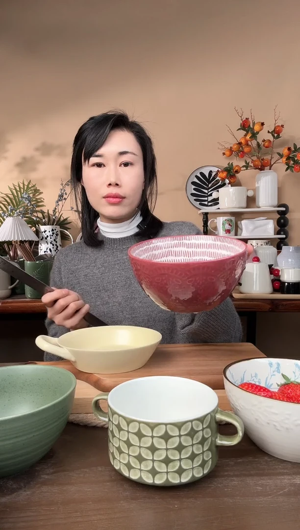 【闪购商品】瓷片6英寸浮雕花碗微瑕