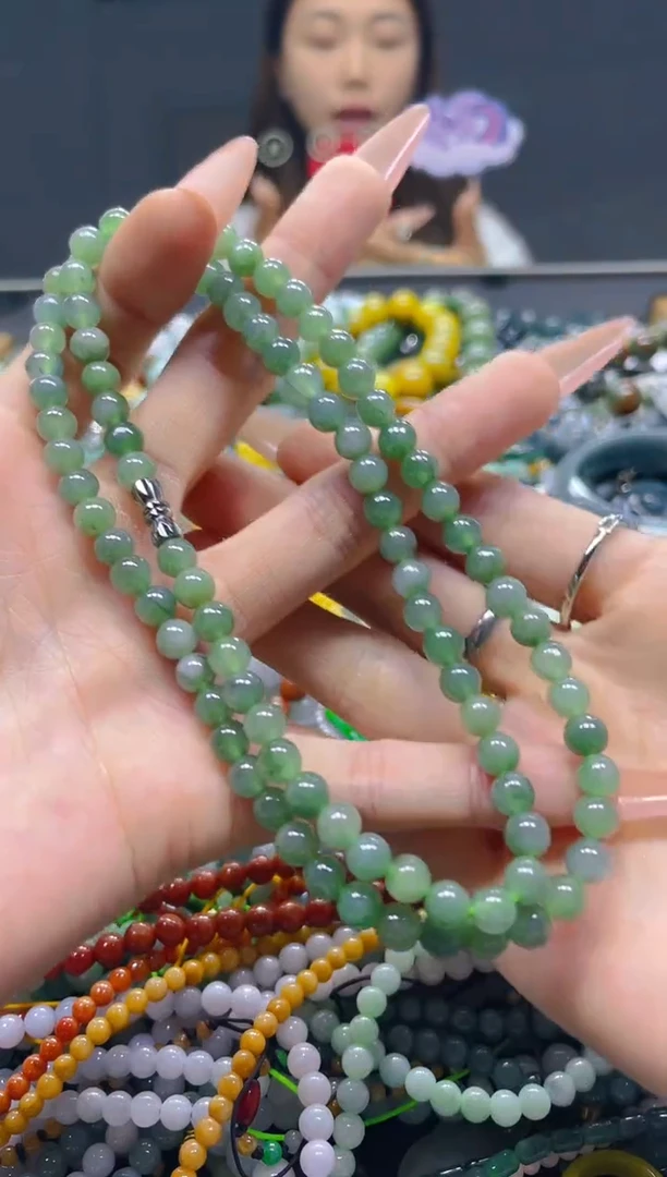 颈饰未镶嵌翡翠5MM