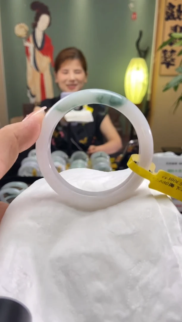 翡翠手镯未镶嵌55圈口x