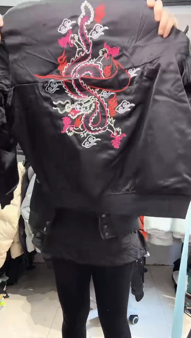 2106编码  瑕疵直播间过款为准 尺码 M