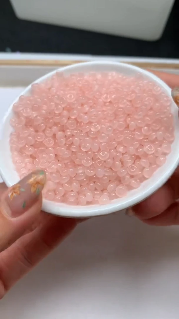 未镶嵌散珠玛瑙/玉髓M965 藕 粉 色2*4mm100个8元