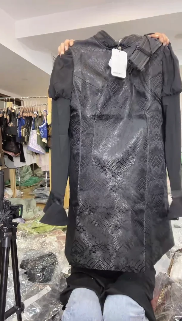 连衣裙       2XL码    130-140斤