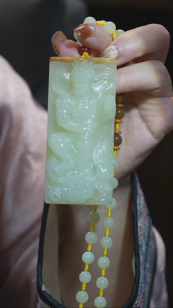 颈饰未镶嵌和田玉不动尊