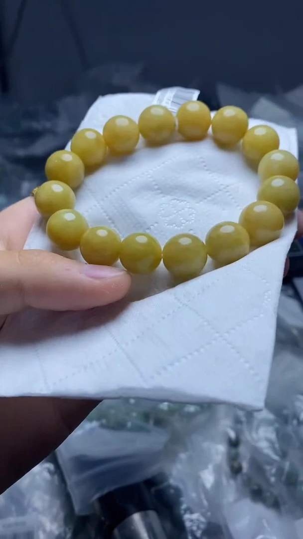 定制翡翠未镶嵌珠串