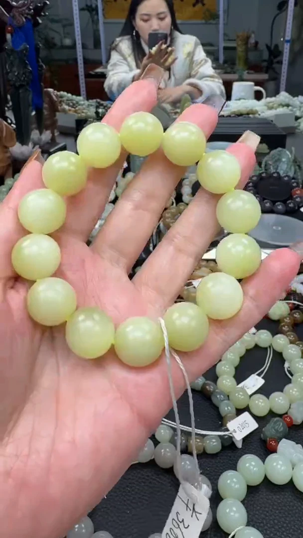 未镶嵌手串和田玉新疆若羌黄口卡16