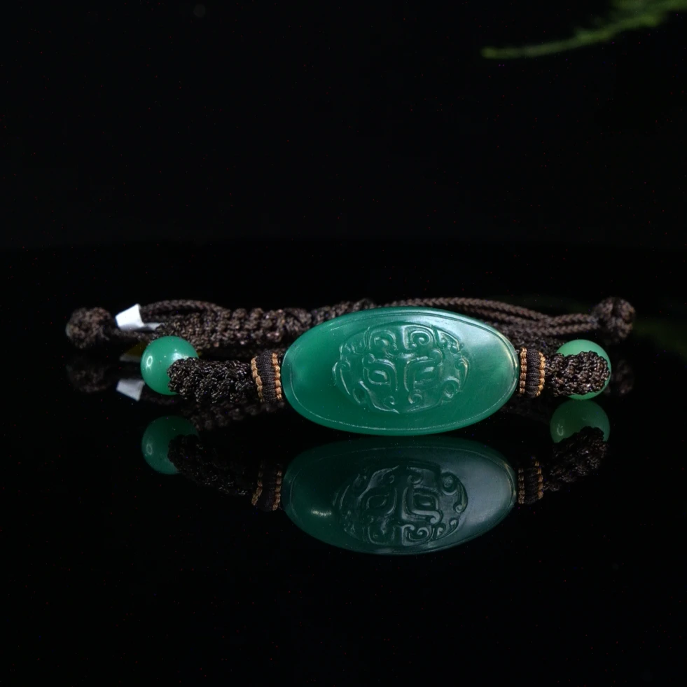 Lot.21.四川雅安绿狴犴博古手串15.8克，2P5