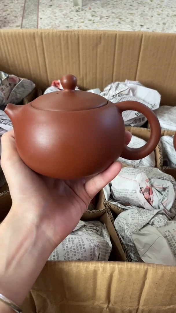 茶壶紫砂1个紫砂壶230毫升做工粗糙瑕疵介意勿拍