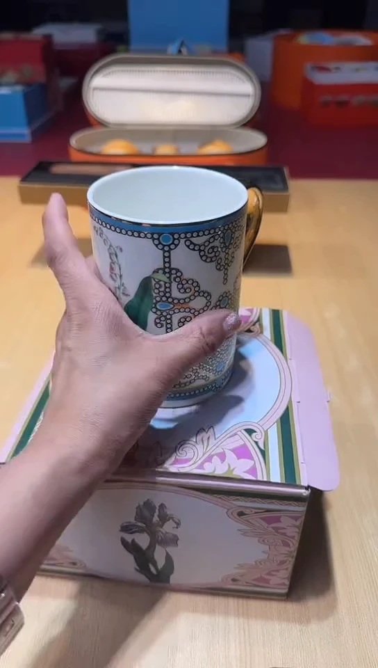 瓷片生活的本意是开心啊@@1