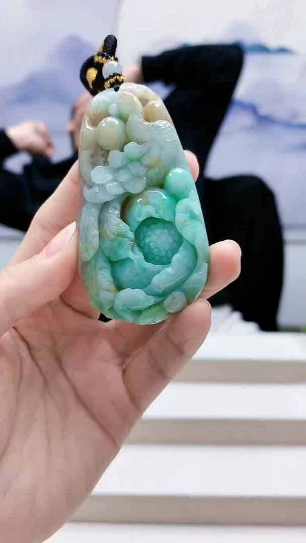 未镶嵌定制翡翠5060lr-毛货挂件23