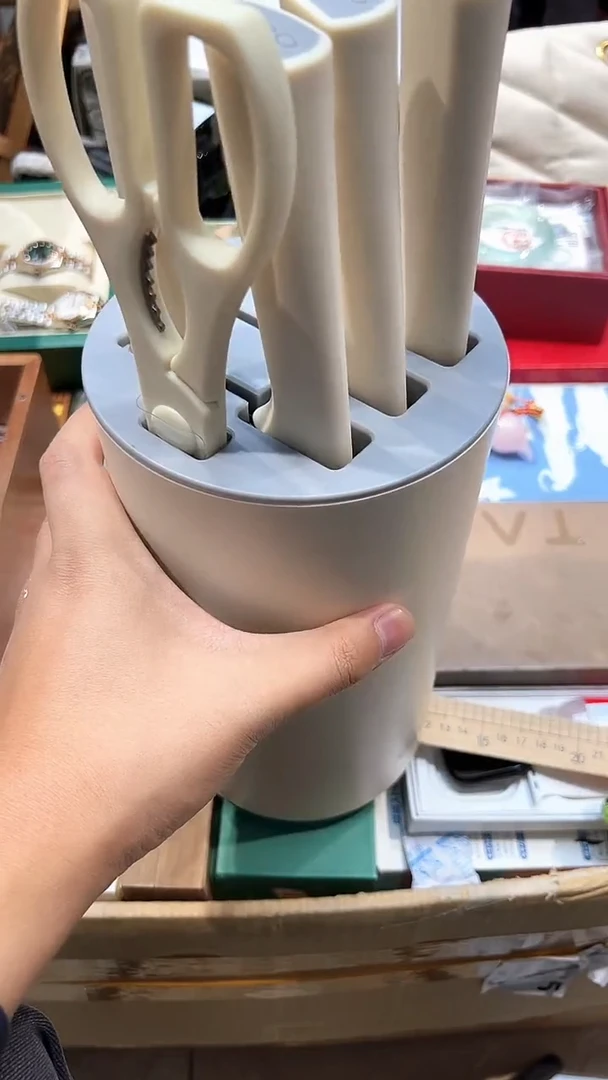 .全球寻宝高端瓷儿