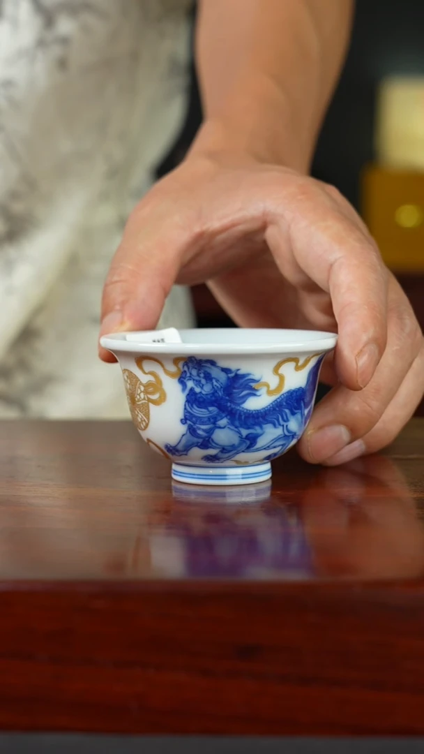 祖传窑真柴窑传承400年描金双狮压手杯