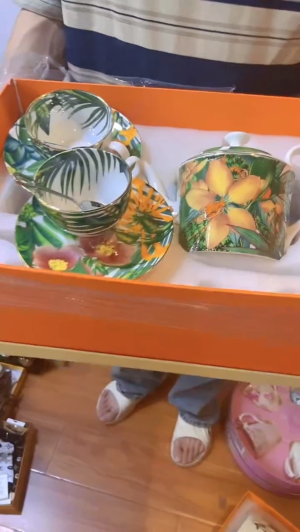 杯鸿辉家品牌瓷器，京东包邮！