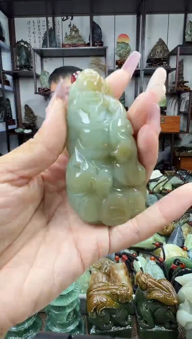 未镶嵌和田玉把件1