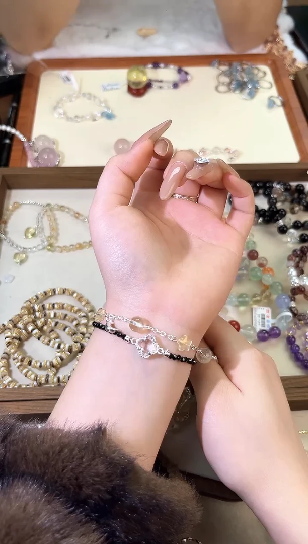 【闪购商品】烟晶手链银S925镶嵌黄水晶星星默认微瑕多样性发货