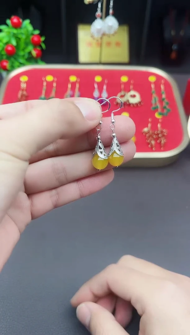 【闪购商品】玛瑙/玉髓耳钉银S925镶嵌723000