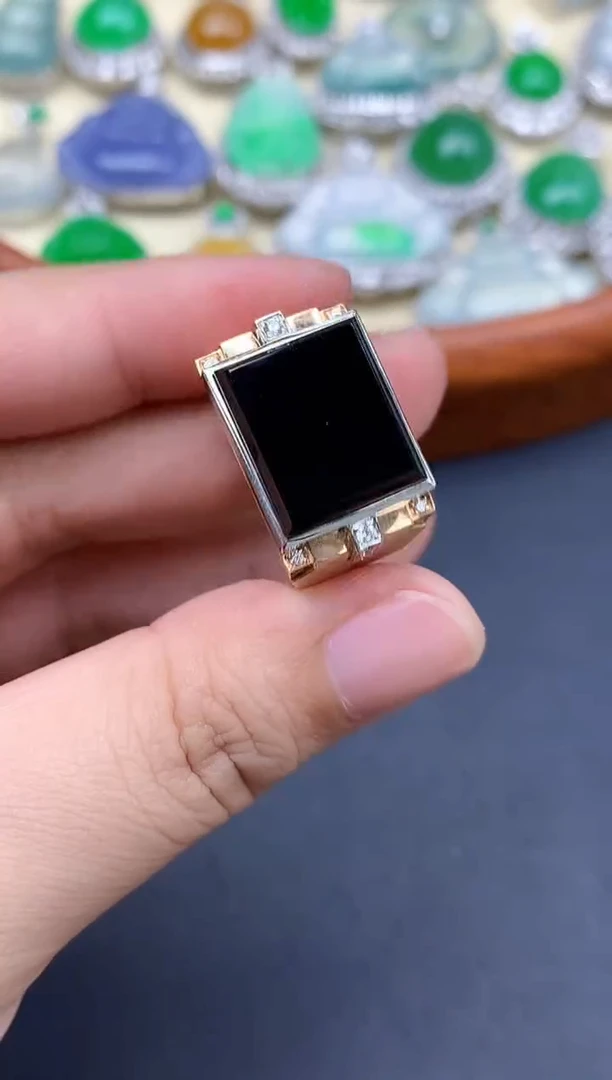 18K金镶嵌戒指翡翠638-中国好珍宝