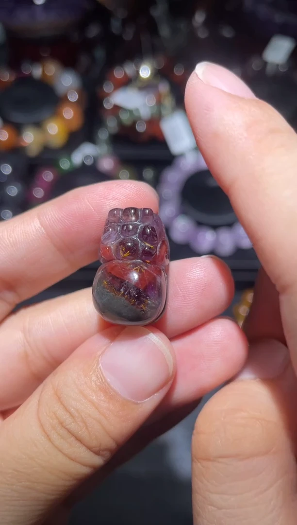 水晶珠宝半成品未镶嵌极光貔貅