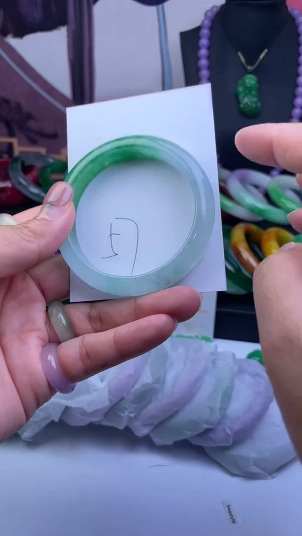 非金属仿水晶手镯