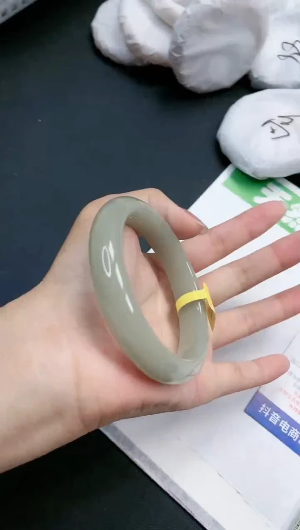 石英质玉手镯未镶嵌27-62