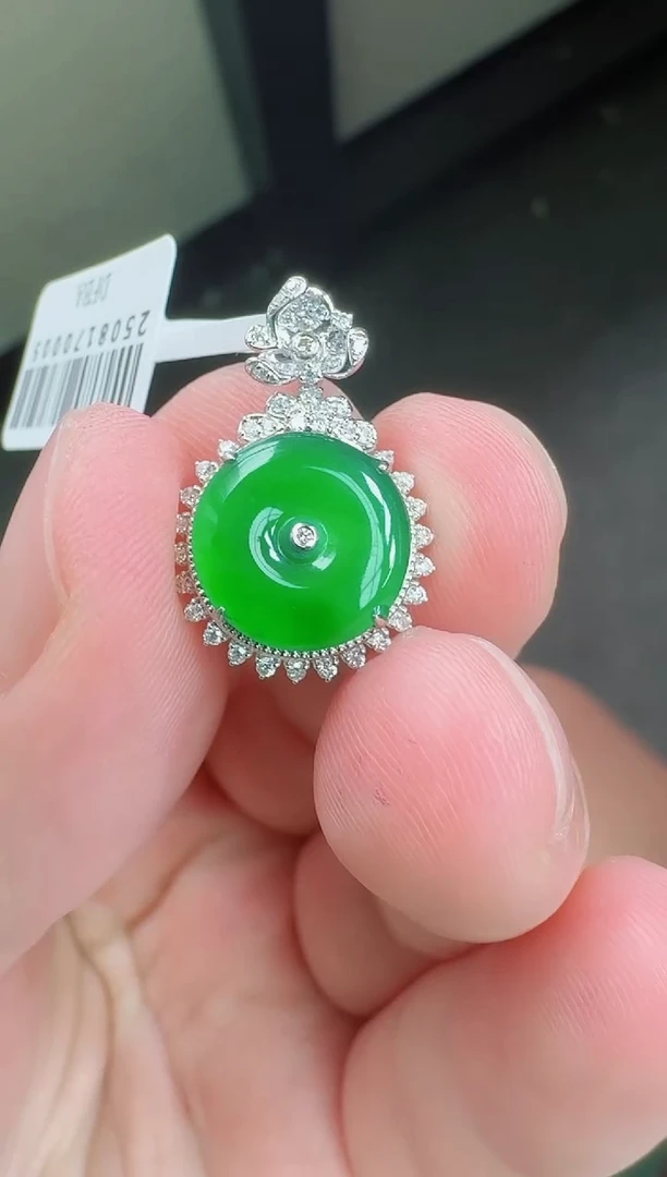 翡翠18K金镶嵌颈饰寄售回流，不退不换