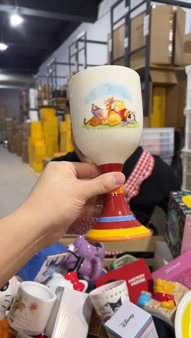 【闪购商品】杯陶瓷维尼高脚杯