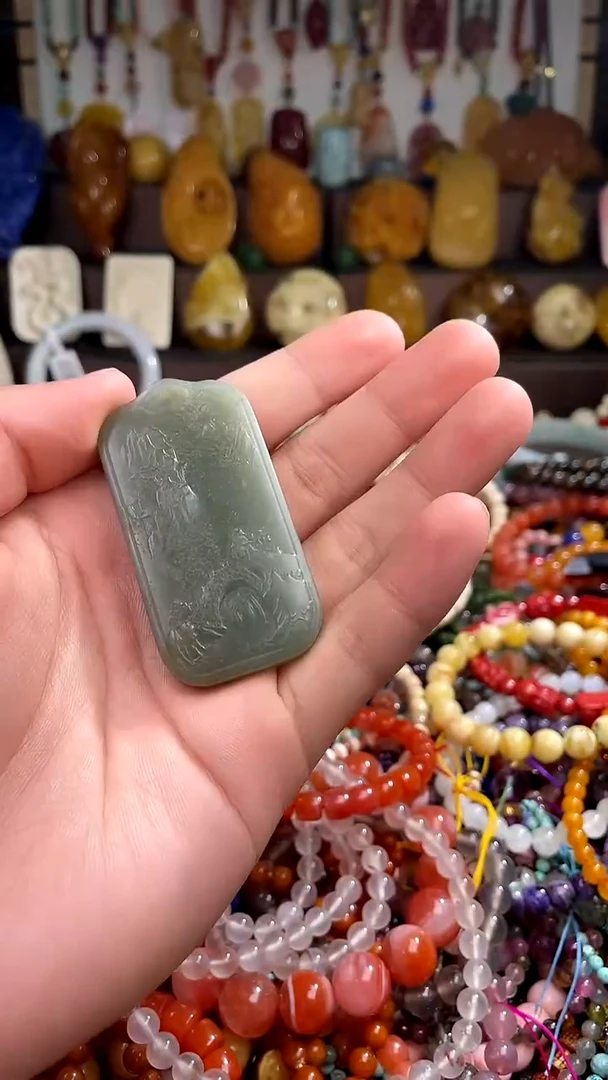 和田玉未镶嵌颈饰(一物一件)153581