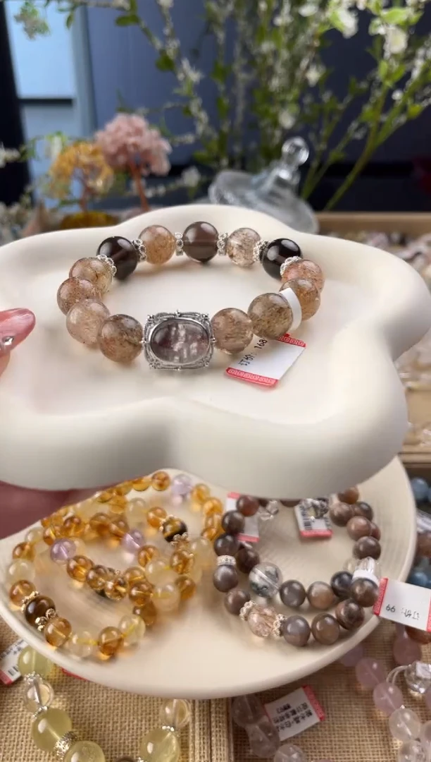 水晶手链未镶嵌黑金超设计款手链多样性发其一