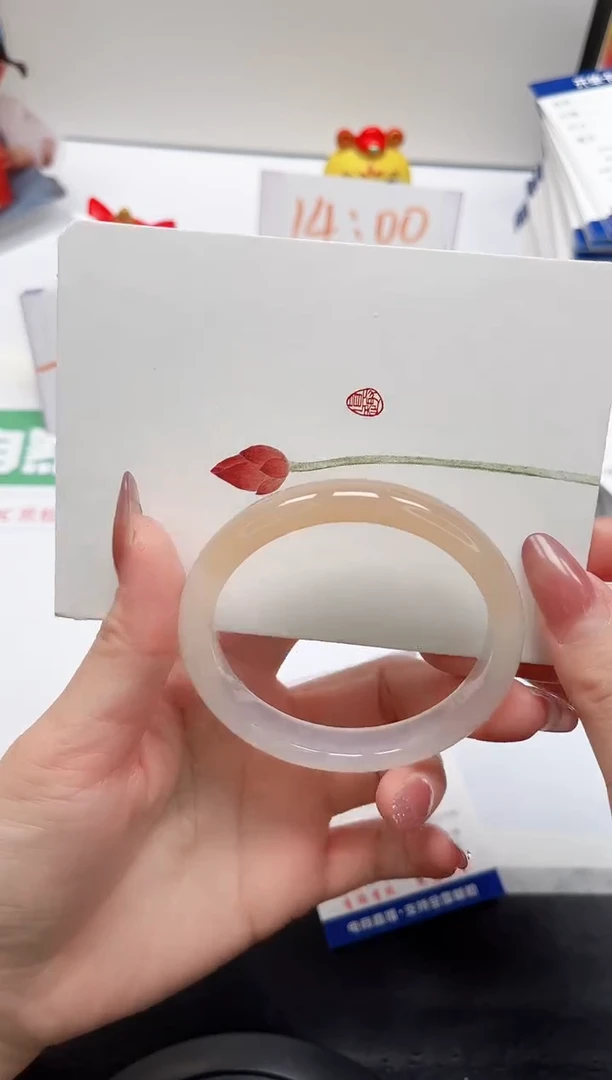 【闪购商品】石英质玉手镯未镶嵌95-57