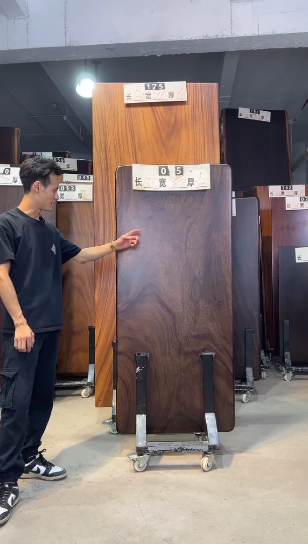 木v****t南美胡桃木黑色005号155*69*6.2