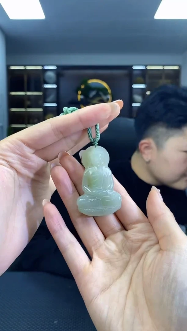 颈饰未镶嵌和田玉大日如来清