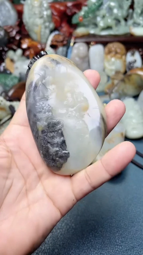 未镶嵌和田玉把件-