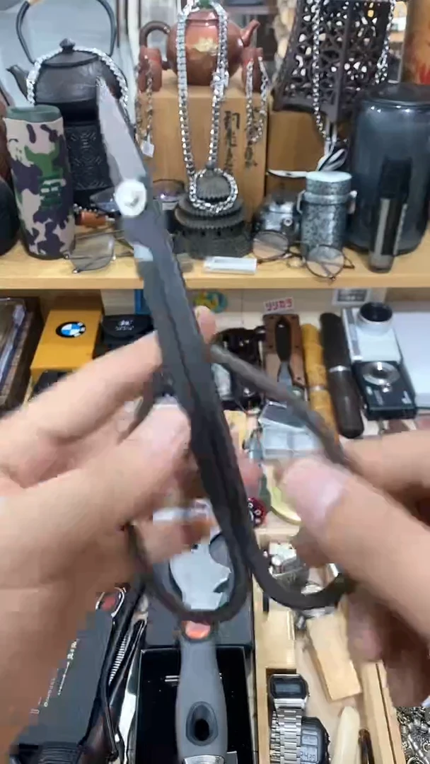 瓷片闪购商品  如图所示