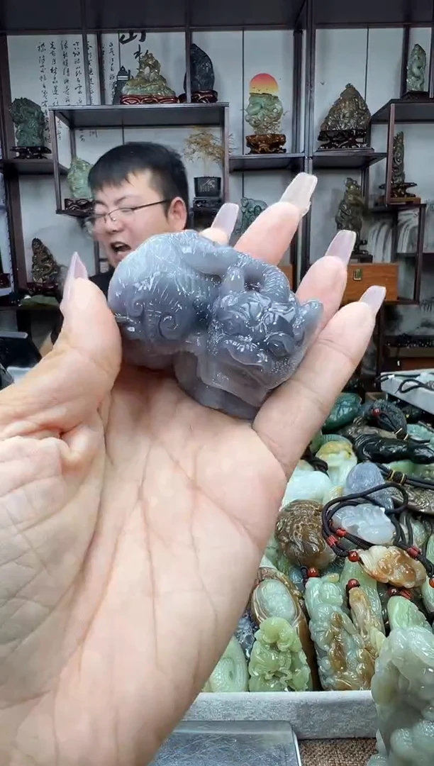 未镶嵌和田玉把件1