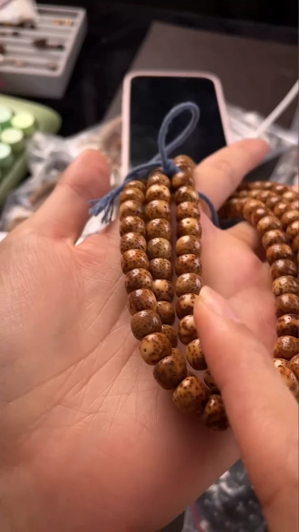 星月菩提吊坠精工级陈籽桶珠8*7长串（粉）