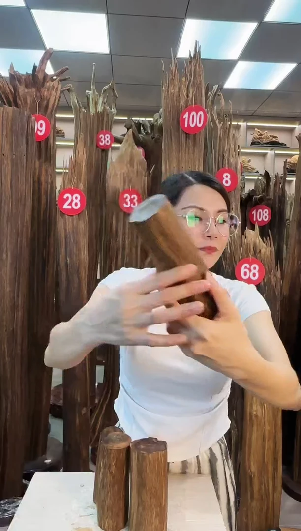 沉香碎屑沉香沉香原料摆件工艺品100元以上带底座