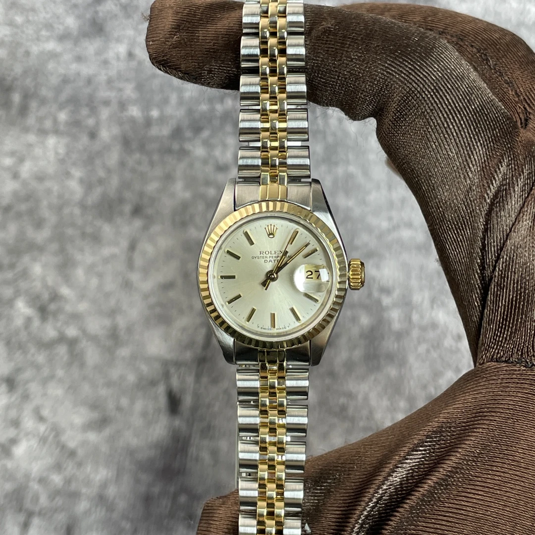 99新 Rolex/劳力士 日志/A1301/银盘条丁刻牙圈/26表径