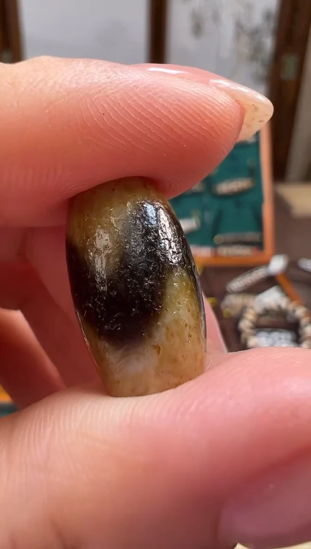 未镶嵌颈饰玛瑙/玉髓15.（微瑕随机发货）