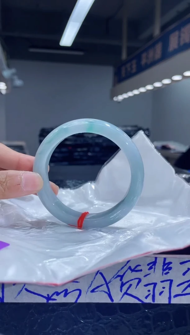 未镶嵌手镯翡翠9