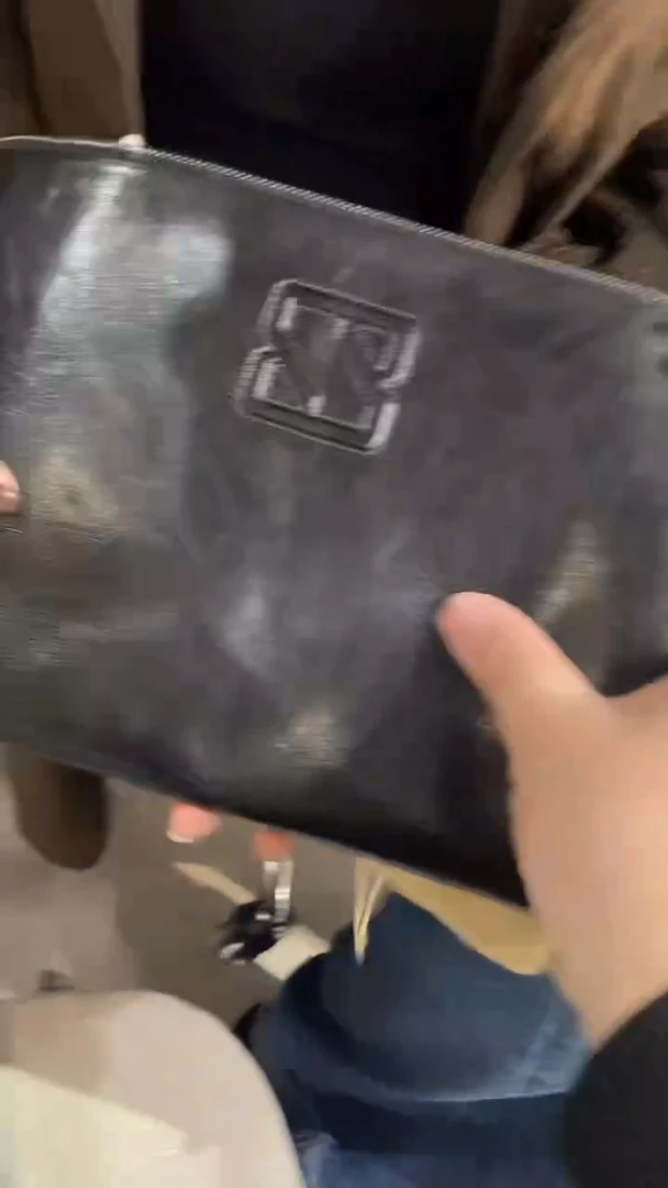 头层牛皮079品牌男包清货中（不要卡单，理性消费）