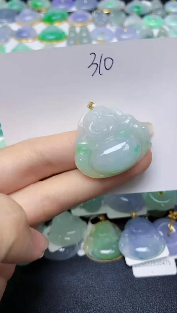 翡翠18K金镶嵌颈饰天然缅甸翡翠A货