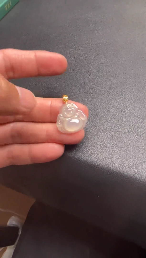 颈饰18K金镶嵌翡翠芳翡翠A货 闪购多样性