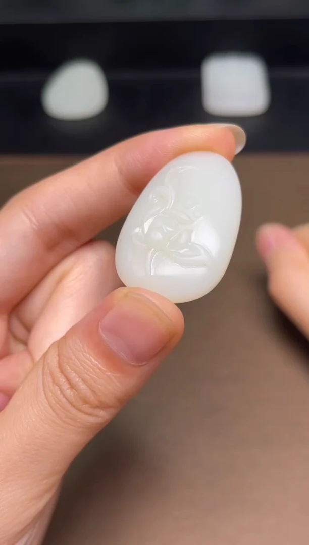 颈饰未镶嵌和田玉10