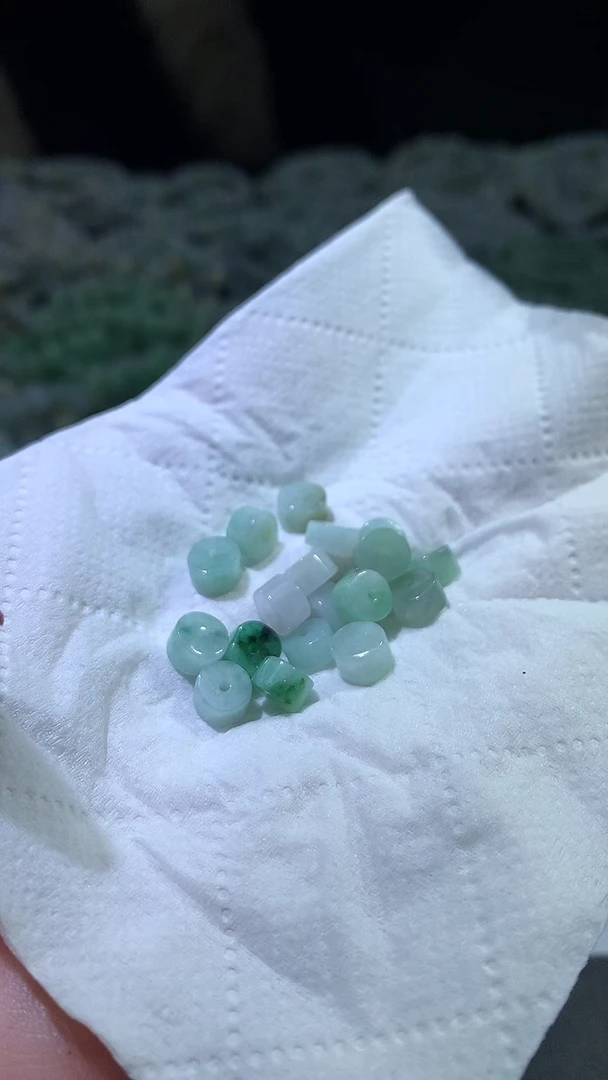 颈饰未镶嵌翡翠ZX018774