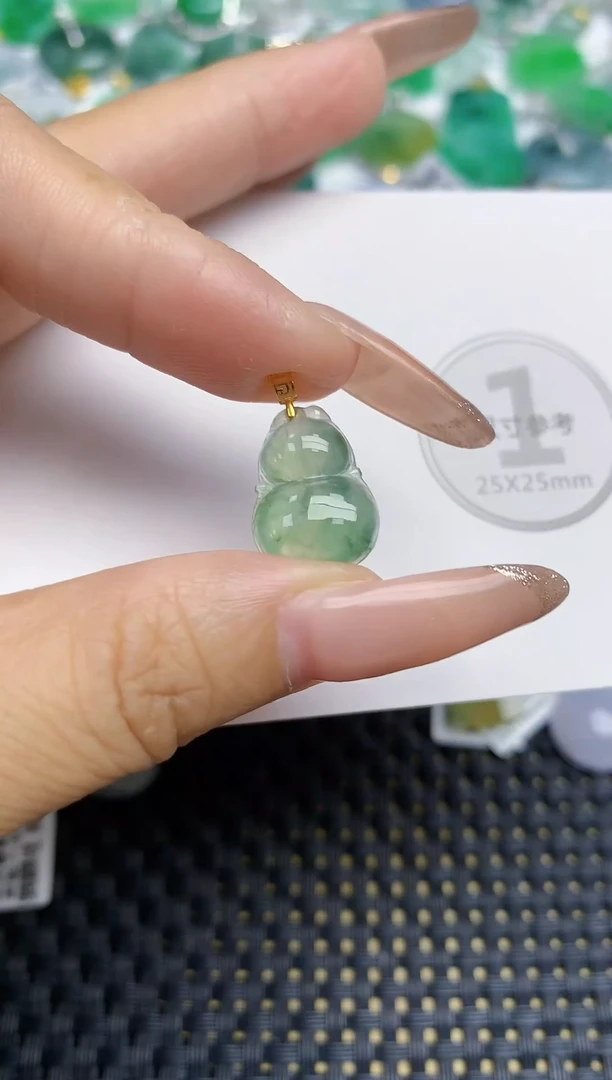 颈饰18K金镶嵌翡翠天然缅甸A货翡翠百元以上9元证书费自理