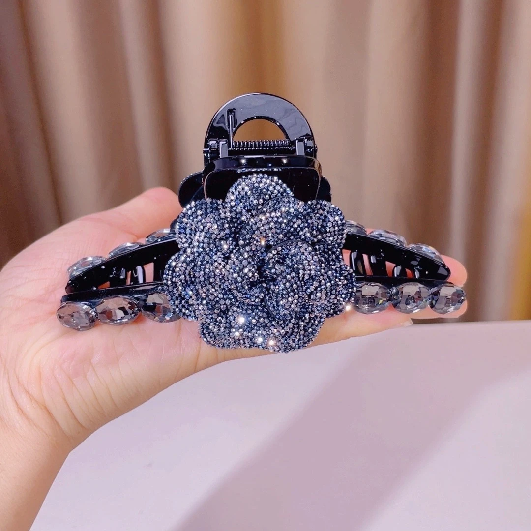 轻奢水钻黑色玫瑰花大号高级感发量多气质小抓夹鲨鱼抓夹