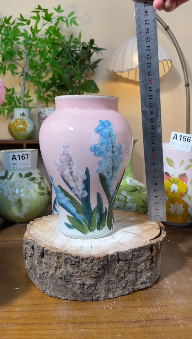 景德镇手绘陶瓷花瓶